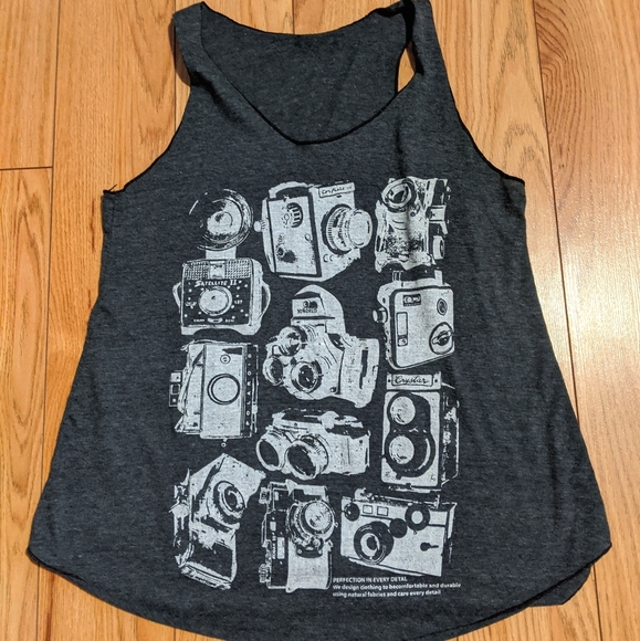 Camera Print Tank Top - Picture 2 of 3